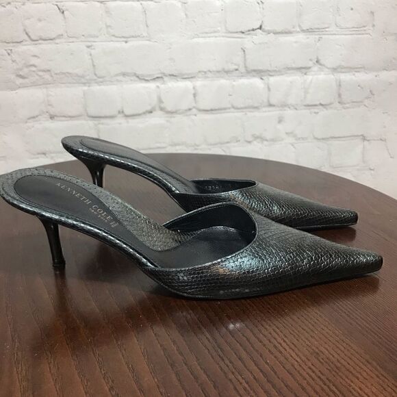 7 KENNETH COLE NEW YORK snakeskin embossed mules - Picture 2 of 9